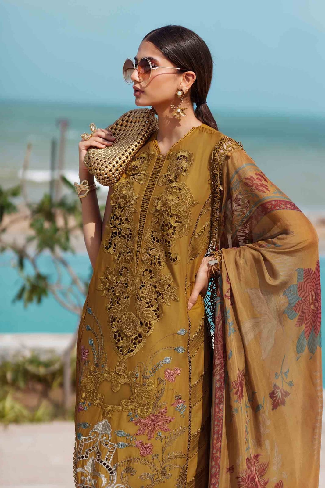 Embroidered Dhanak 3-Piece Suit with Embroidered Shawl - D-107