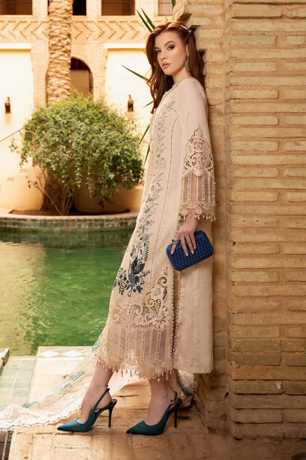Embroidered Dhanak 3-Piece Suit with Embroidered Shawl - D-070