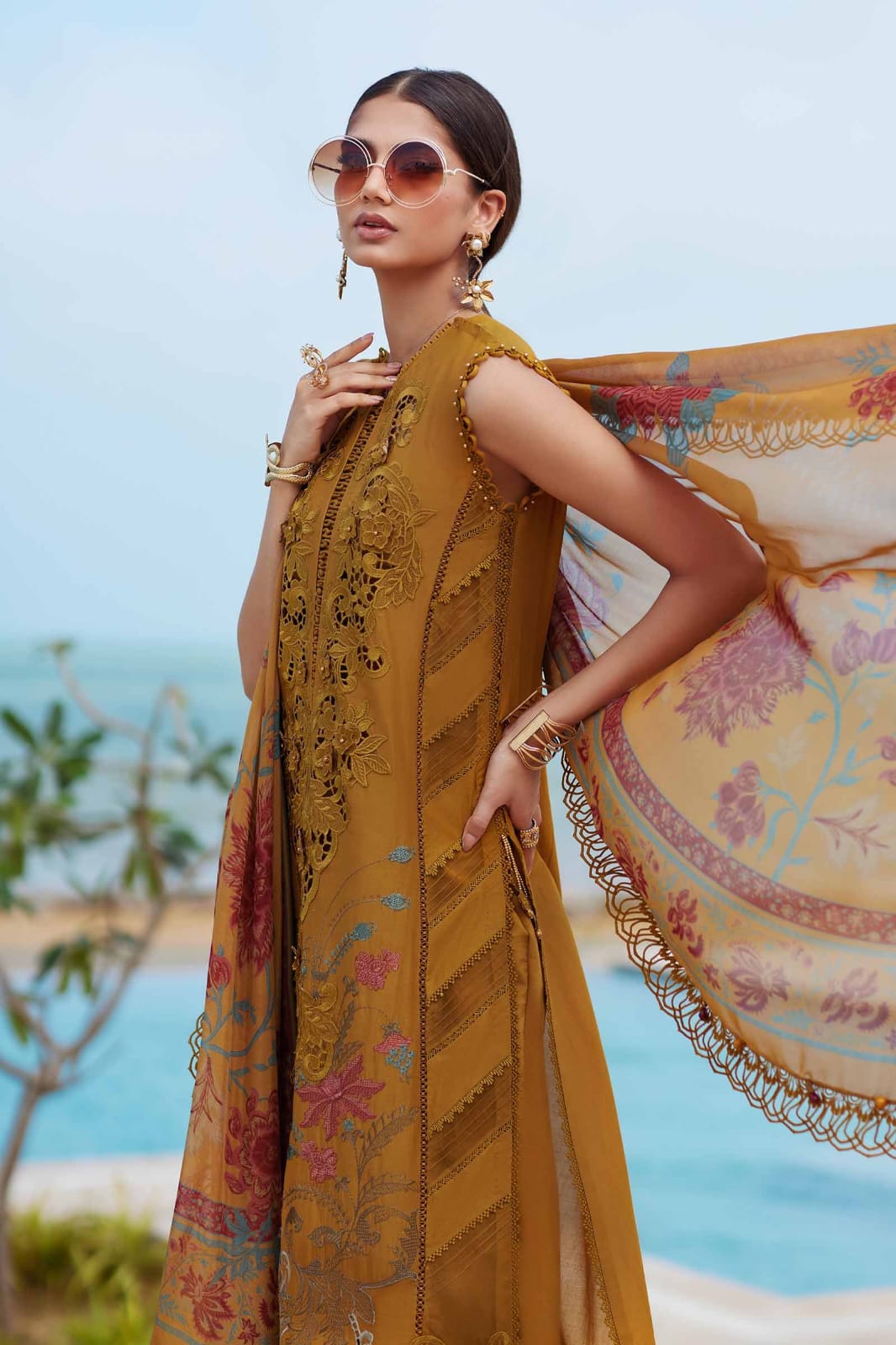 Embroidered Dhanak 3-Piece Suit with Embroidered Shawl - D-107