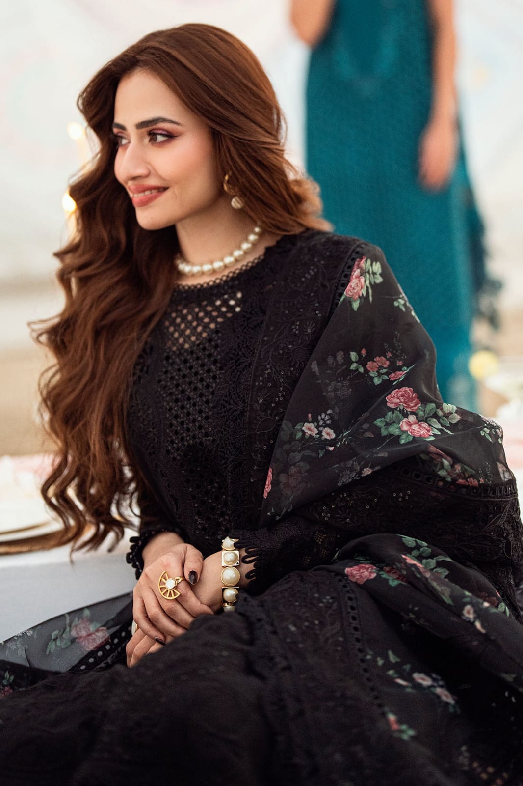 Embroidered Dhanak 3-Piece Suit with Embroidered Shawl - D-104