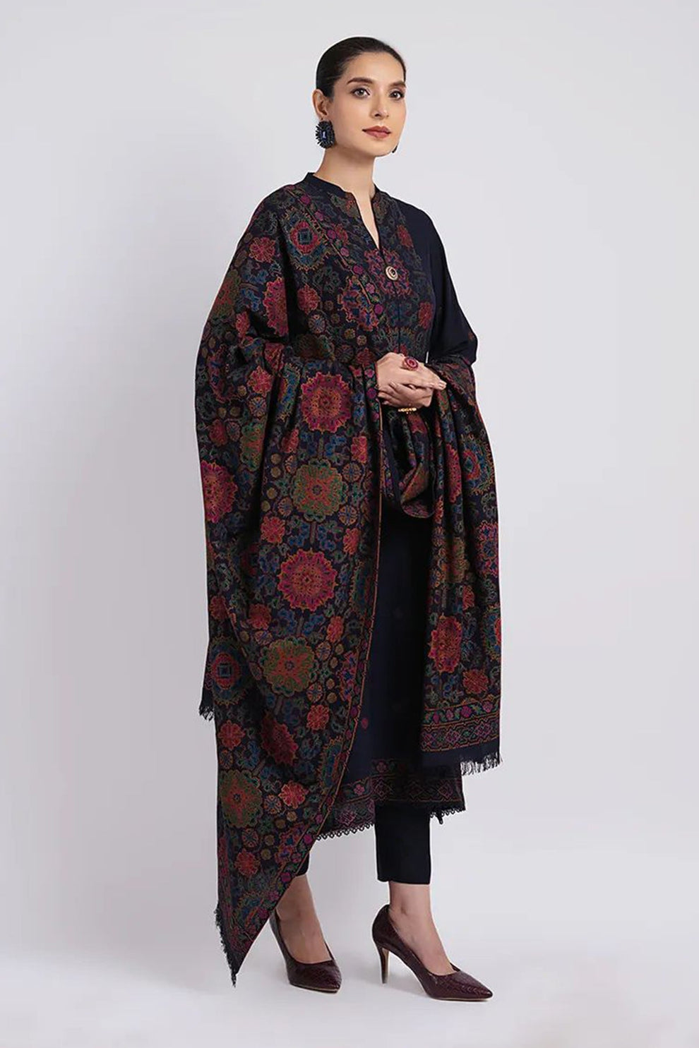 Embroidered Dhanak 3-Piece Suit with Embroidered Shawl - D-084