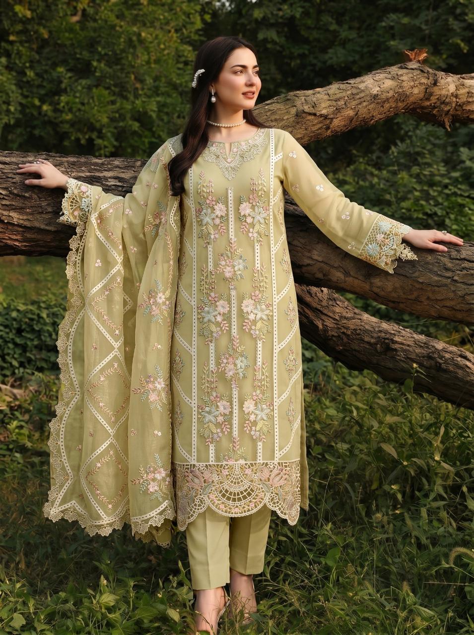 Embroidered Dhanak 3-Piece Suit with Embroidered Shawl - D-081