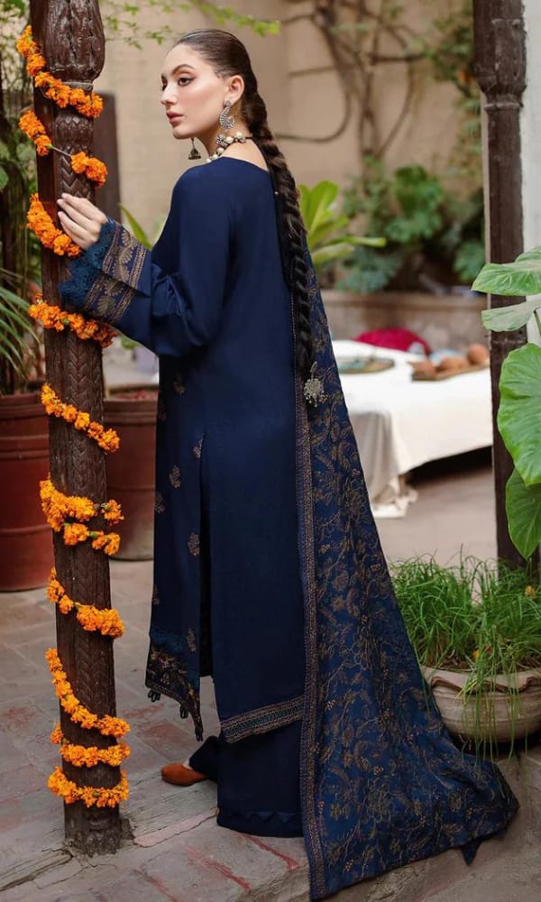 Embroidered Dhanak 3-Piece Suit with Embroidered Shawl - D-083