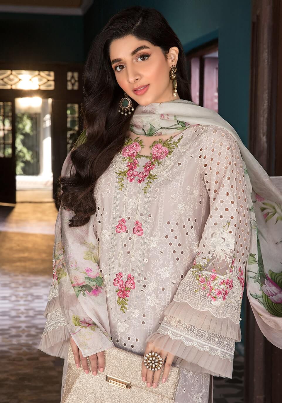 Embroidered Dhanak 3-Piece Suit with Embroidered Shawl - D-110