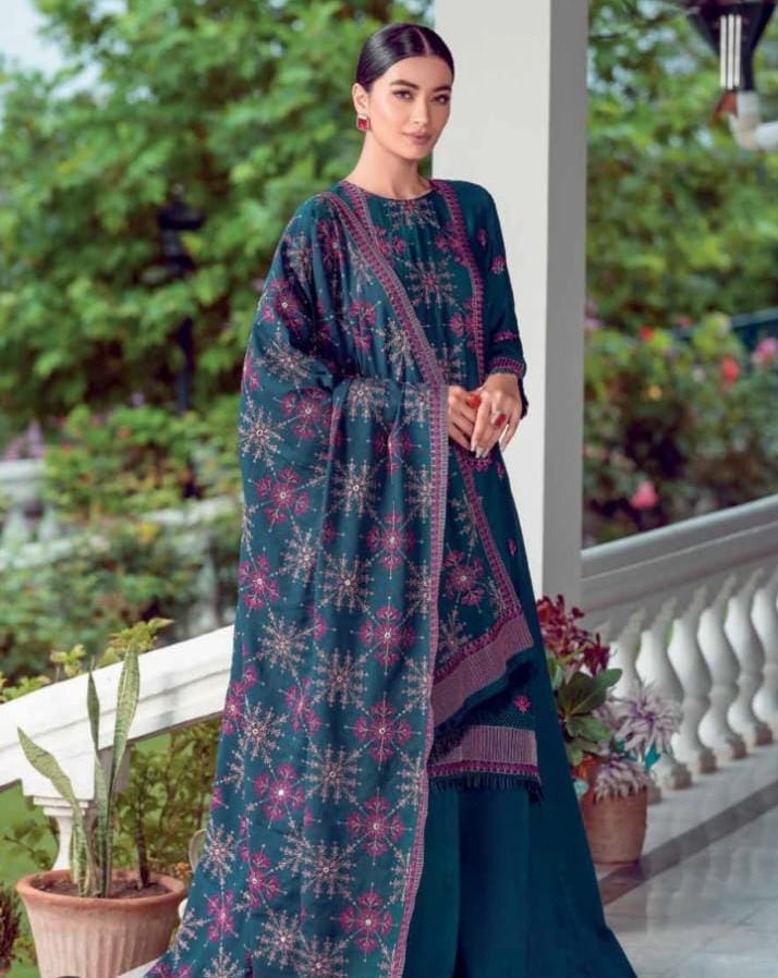 Embroidered Dhanak 3-Piece Suit with Embroidered Shawl - D-022
