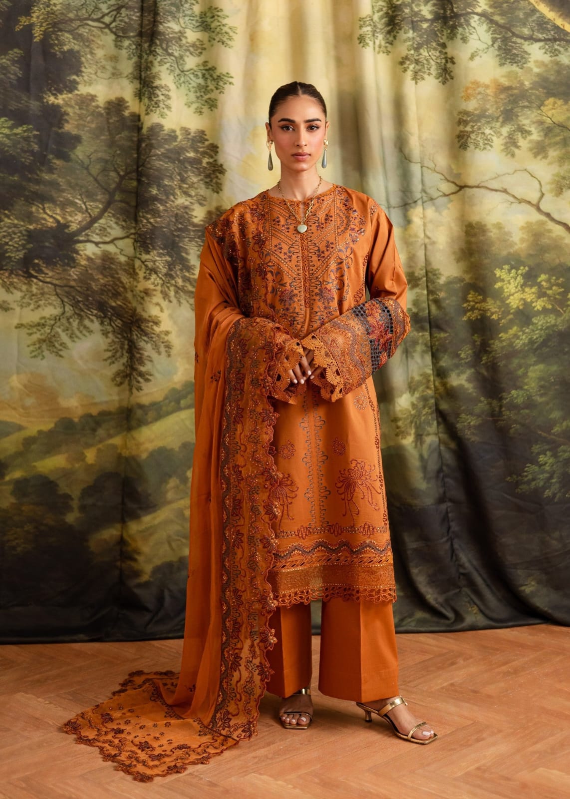 Embroidered Dhanak 3-Piece Suit with Embroidered Shawl - D-030