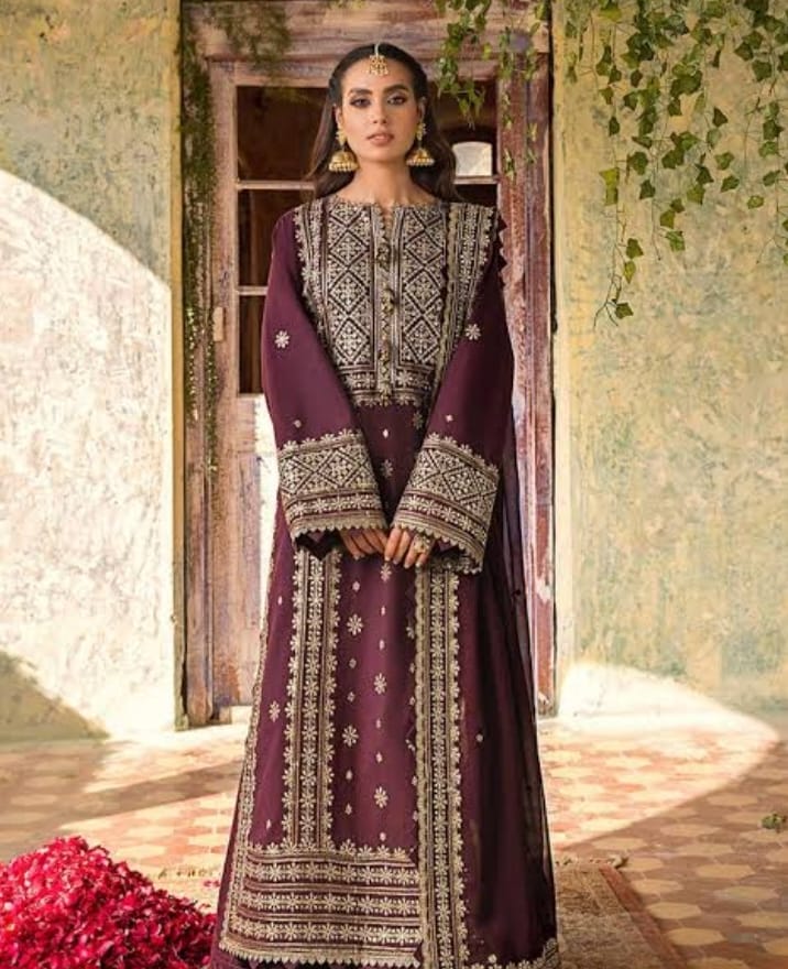 Embroidered Dhanak 3-Piece Suit with Embroidered Shawl - D-031