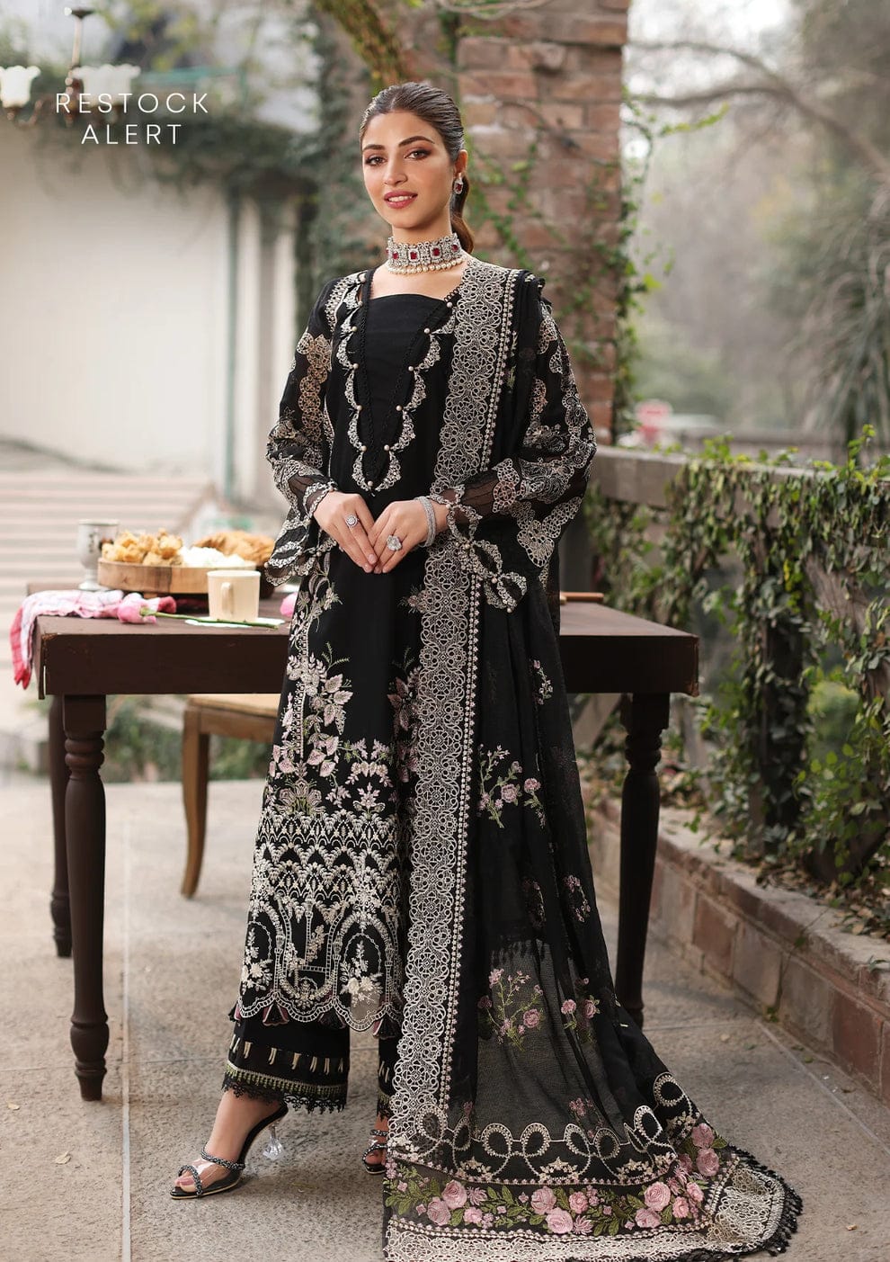 Embroidered Dhanak 3-Piece with Chiffon Dupatta – BL-031
