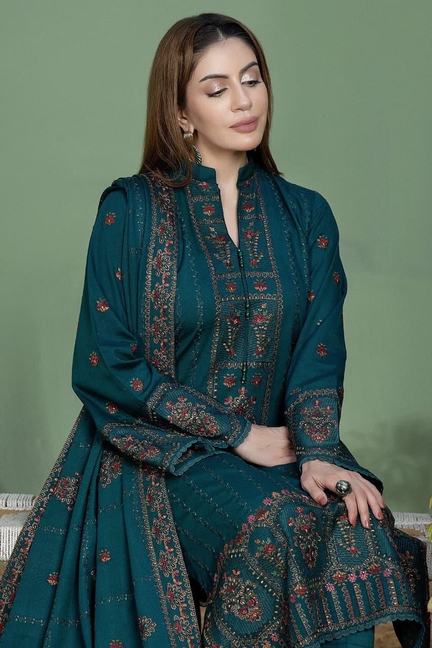Embroidered Dhanak 3-Piece Suit with Embroidered Shawl - D-111