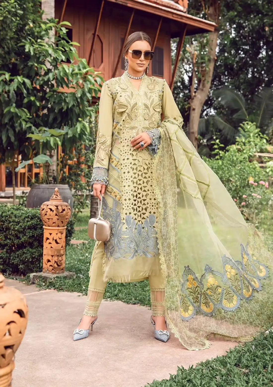 Embroidered Dhanak 3-Piece Suit with Embroidered Shawl - D-076