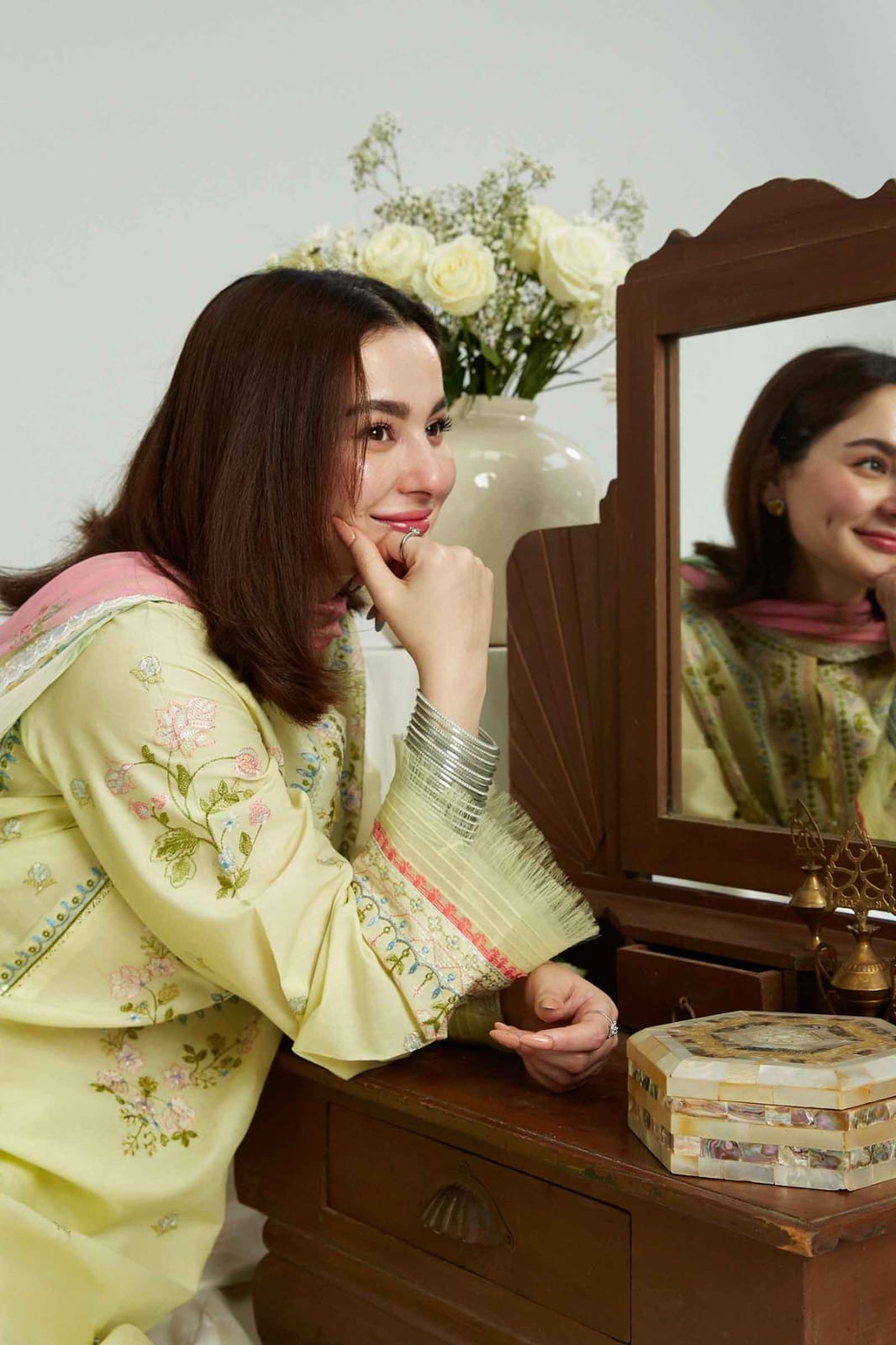 Embroidered Dhanak 3-Piece Suit with Embroidered Shawl - D-113